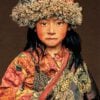 Gobelinbild Tibetan Child – Taupe handgefertigt in Deutschland