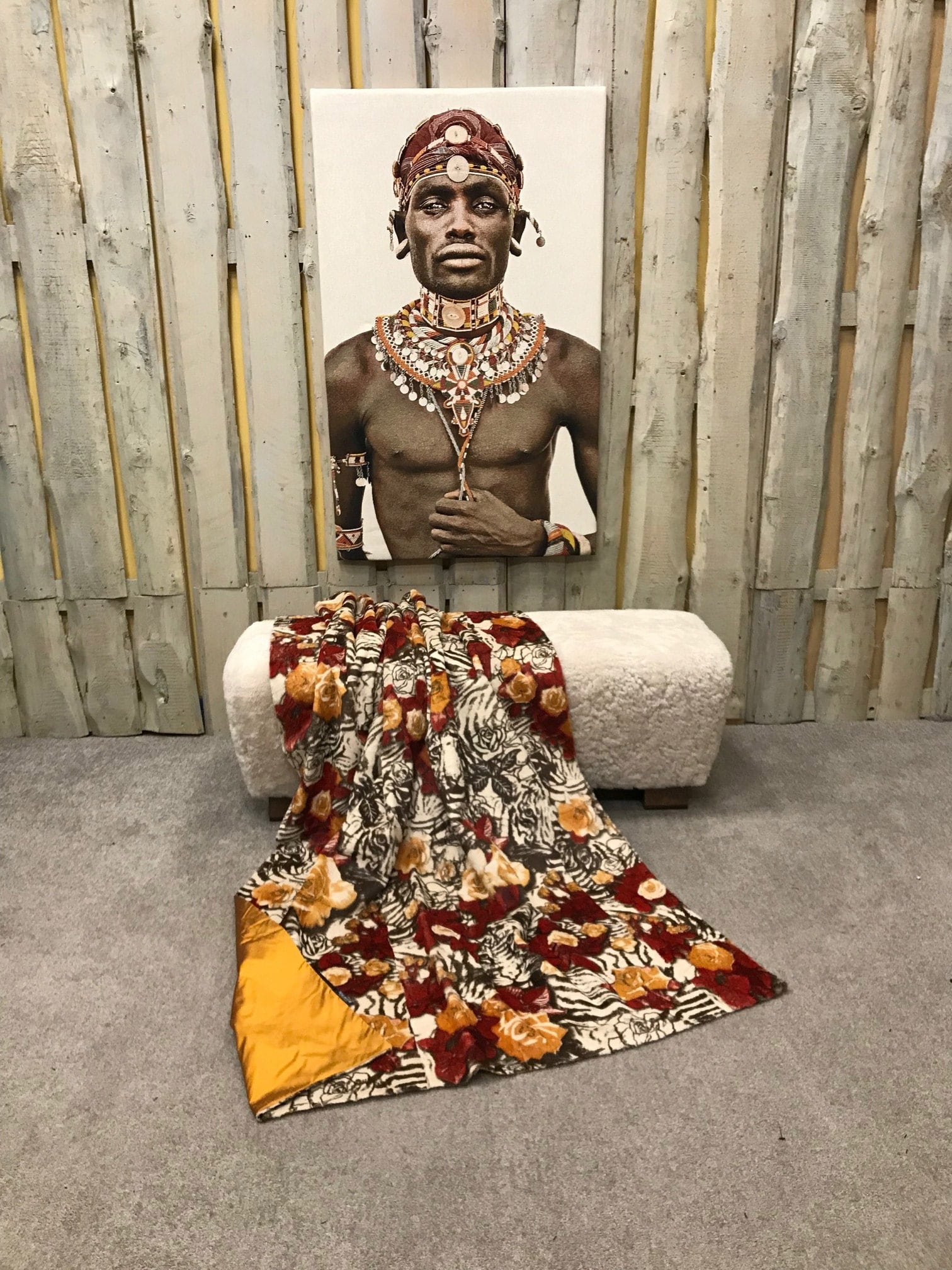 Samtkanin Decke Rosenprint